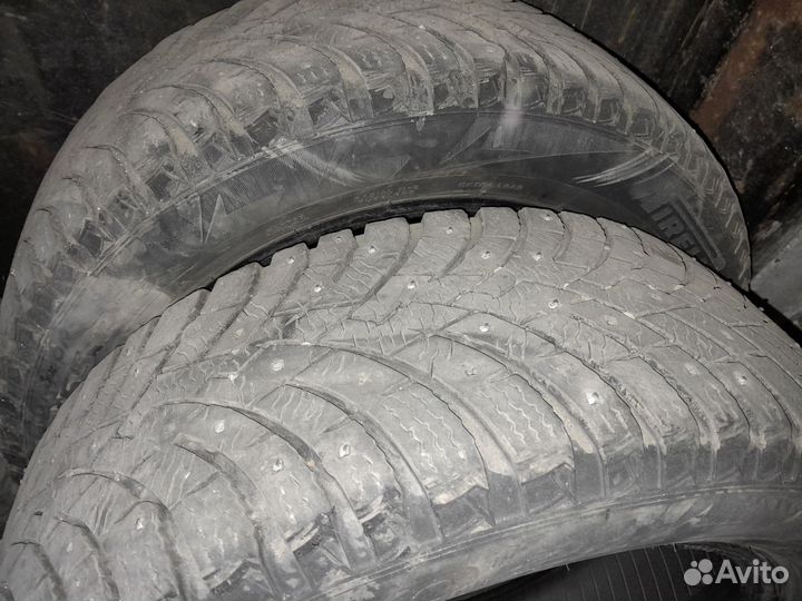 Pirelli Ice Zero 2 205/55 R16