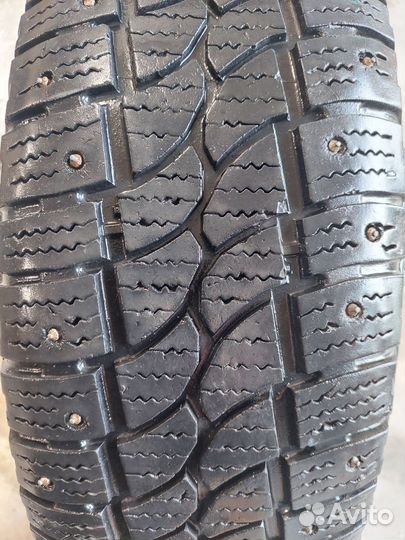 Sebring Ultra High Performance 225/70 R15 112