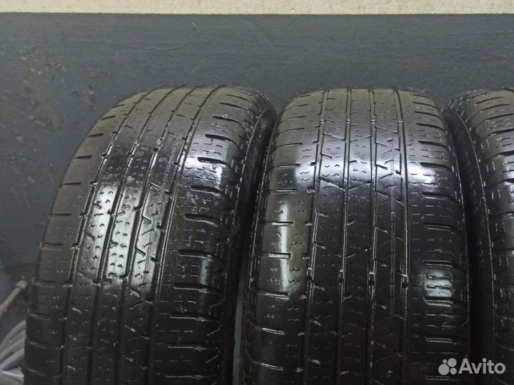 Continental ContiCrossContact LX 215/65 R16