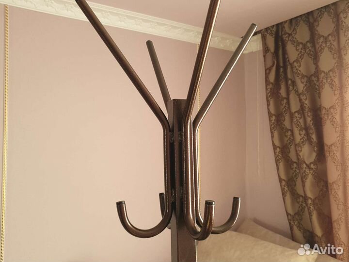 Вешалка напольная