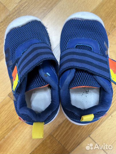 Кроссовки летние детские