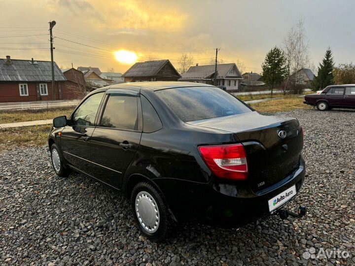 LADA Granta 1.6 МТ, 2015, 93 000 км