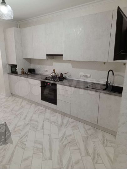 3-к. квартира, 95,5 м², 3/8 эт.