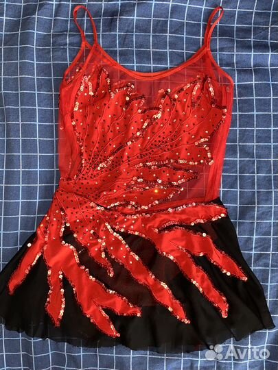 Платье для фигурного катания