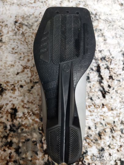 Ботинки лыжные 33 размер