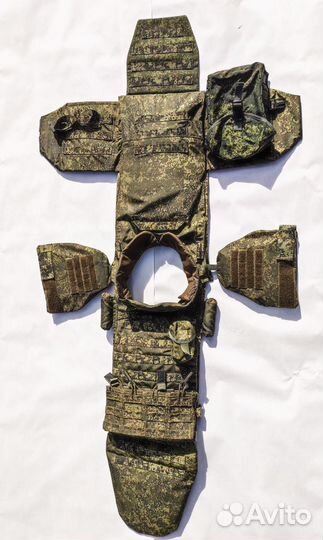 Комплект брони и экипировки