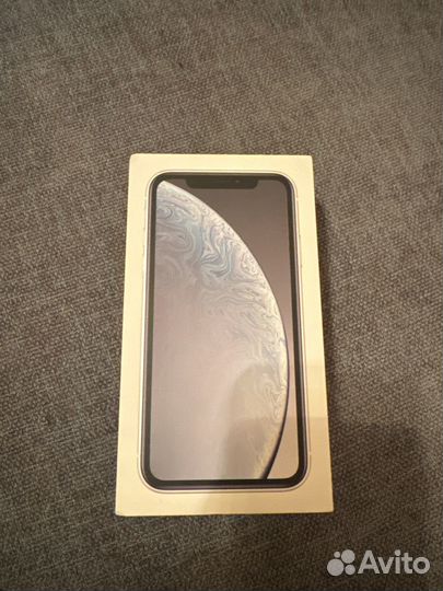 iPhone Xr, 64 ГБ