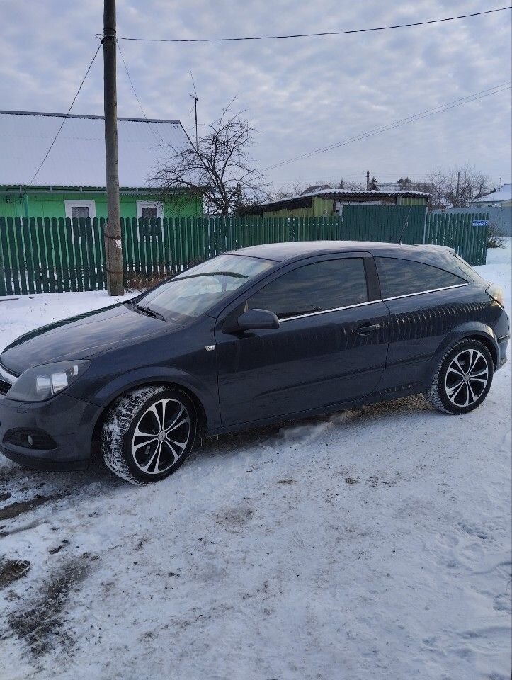 Opel Astra GTC: фото владельца