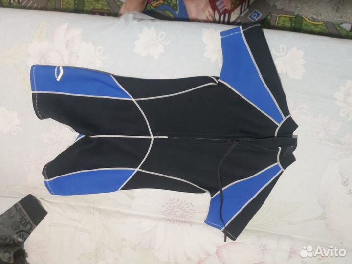 Гидрокостюм