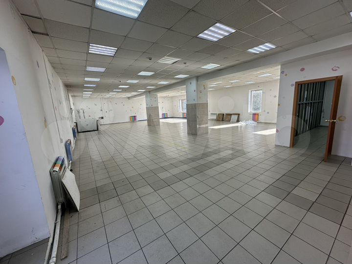 Торговая площадь, 250 м²