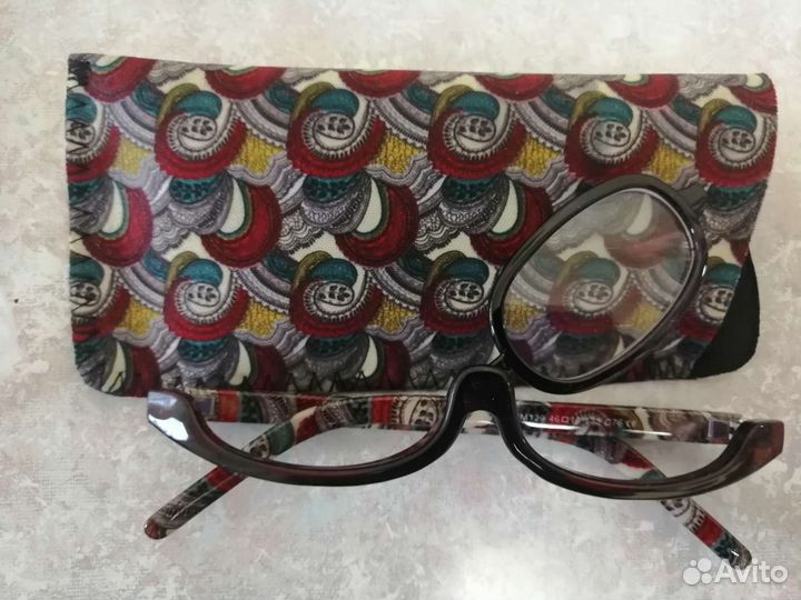 Очки для макияжв