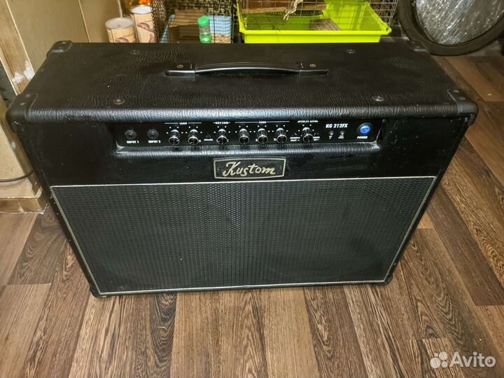 Гитарный комбоусилитель на две гитары