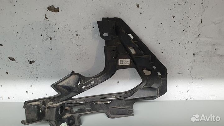 Детали бампера Hyundai sonata 8