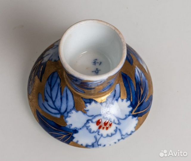 Красивая японская чаша для саке сакешница