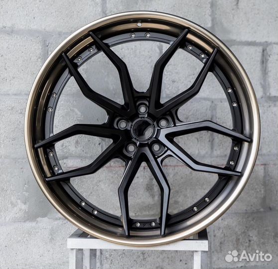 Кованные диски GT Forged R22 G039 Lamborghini Urus