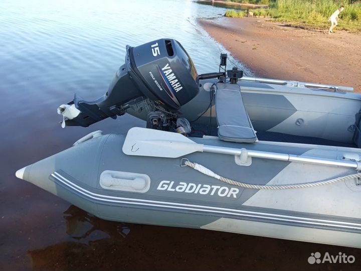 Комплект пвх Gladiator E380 с плм Yamaha F15amhs S