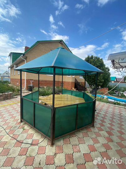 Беседка садовая шестигранная из металла