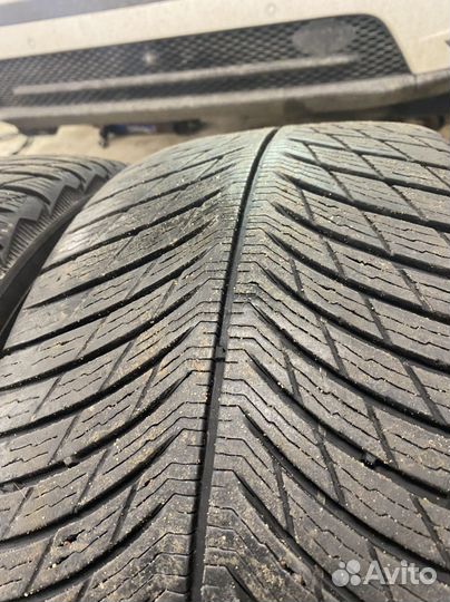 Michelin Pilot Alpin 5 245/45 R18