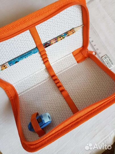 Набор для школ подставка, ручка, тетради, альбом