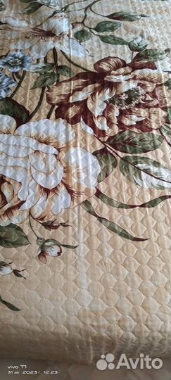 Покрывало на кровать или диван