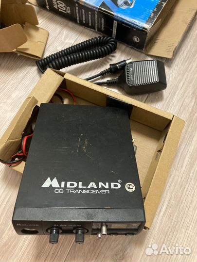 Автомобильная рация midland