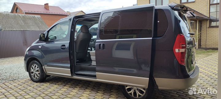 Hyundai Grand Starex 2.5 AT, 2018, 78 000 км