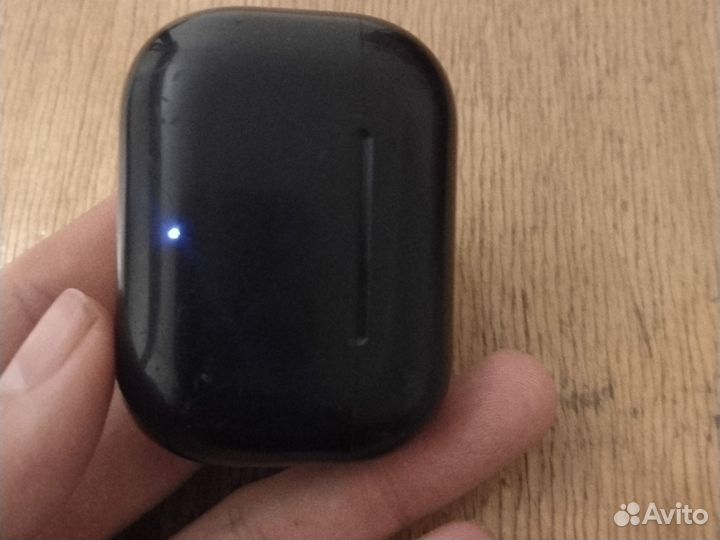 Беспроводные наушники airpods