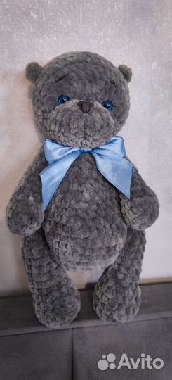 Мишка плюшевый вязаный