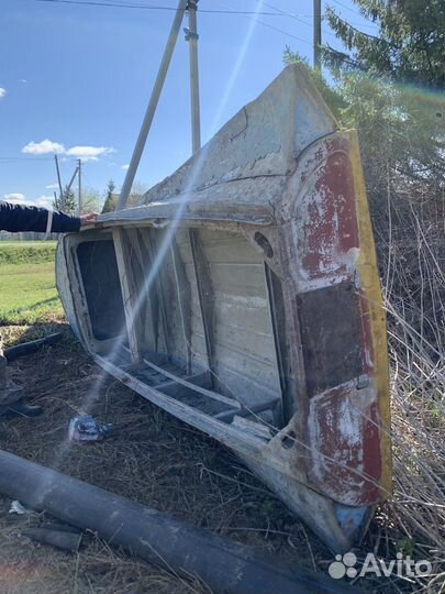 Казанка с мотором