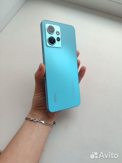 Xiaomi 12, 8/256 ГБ