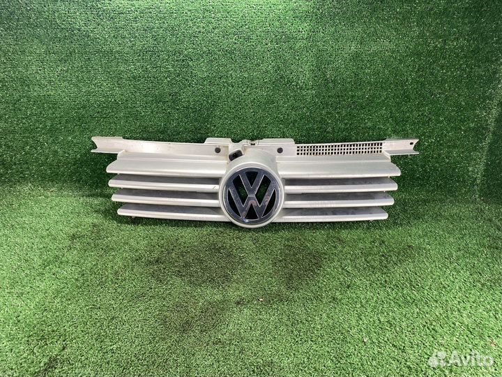 Решетка радиатора volkswagen bora