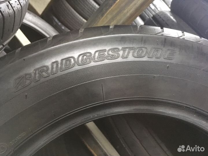 Bridgestone Ecopia PZ-X 215/60 R16