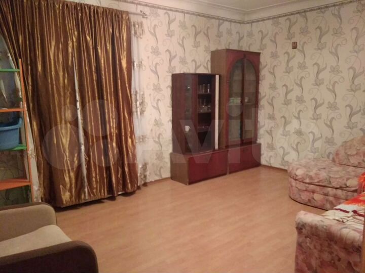 2-к. квартира, 45 м², 1/2 эт.