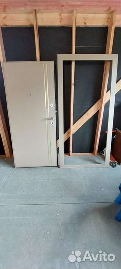 Дверь входная