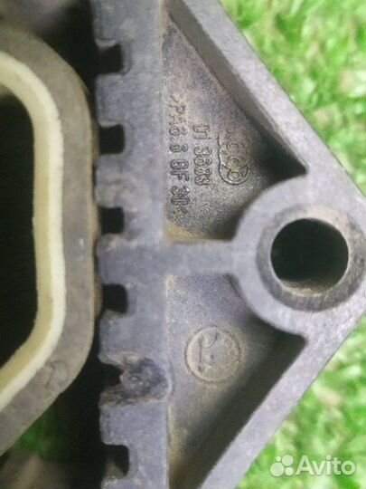 Подушка радиатора Skoda Octavia A5 2005-2010