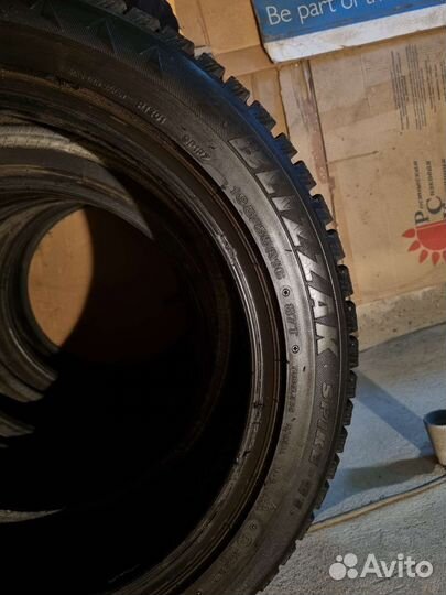 Bridgestone Blizzak Spike-01 195/55 R16