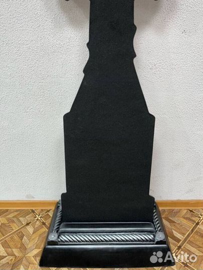 Крест на могилу