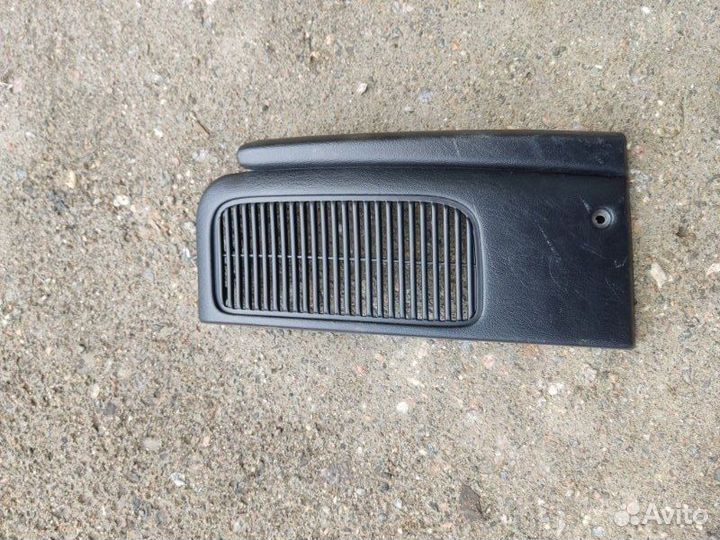 Накладка на торпедо Mitsubishi Carisma хетчбек 1.8