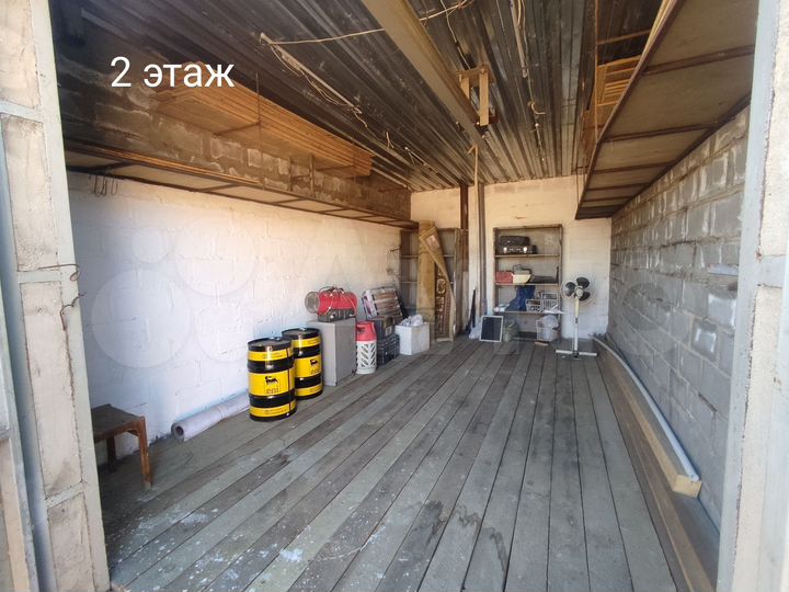 Гараж, > 30 м²