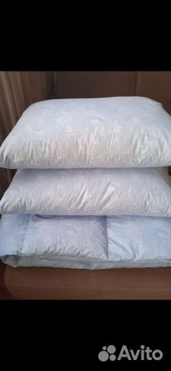 Подушки и одеяла