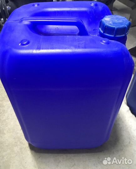 Канистры пластиковые 30л