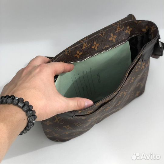 Сумка через плечо louis vuitton