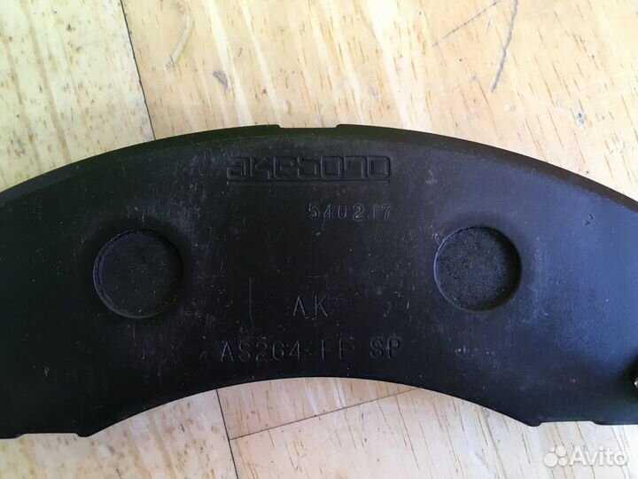 Колодки тормозные Митсубиси (Mitsubishi)