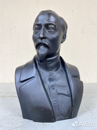 Бюст Дзержинский каслинское литье касли чугун