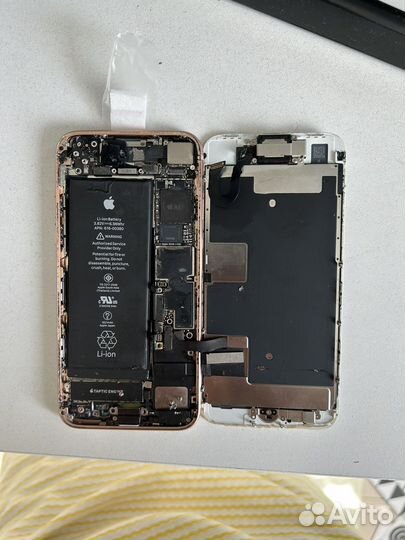 iPhone 8 на запчасти