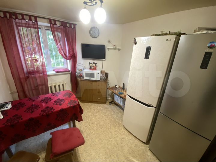 4-к. квартира, 70 м², 1/5 эт.