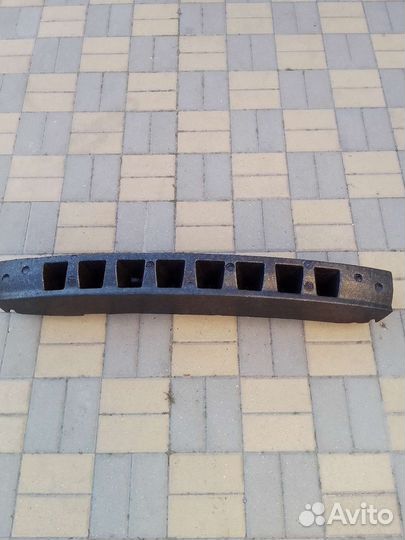 Усилитель заднего бампера polo