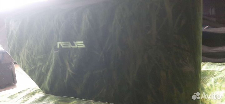 Нетбук asus