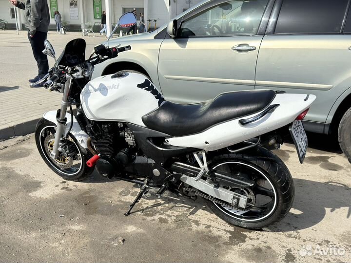 Kawasaki ZR 7