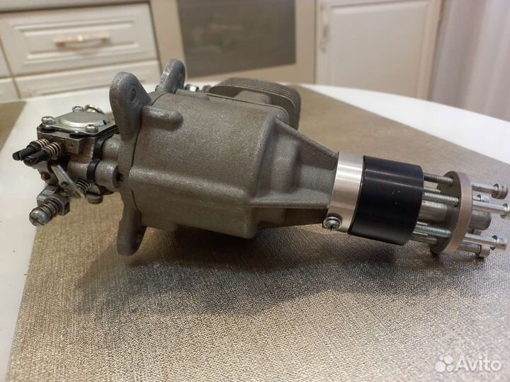 Авиамодельный бензиновый двигатель ZDZ-40RE